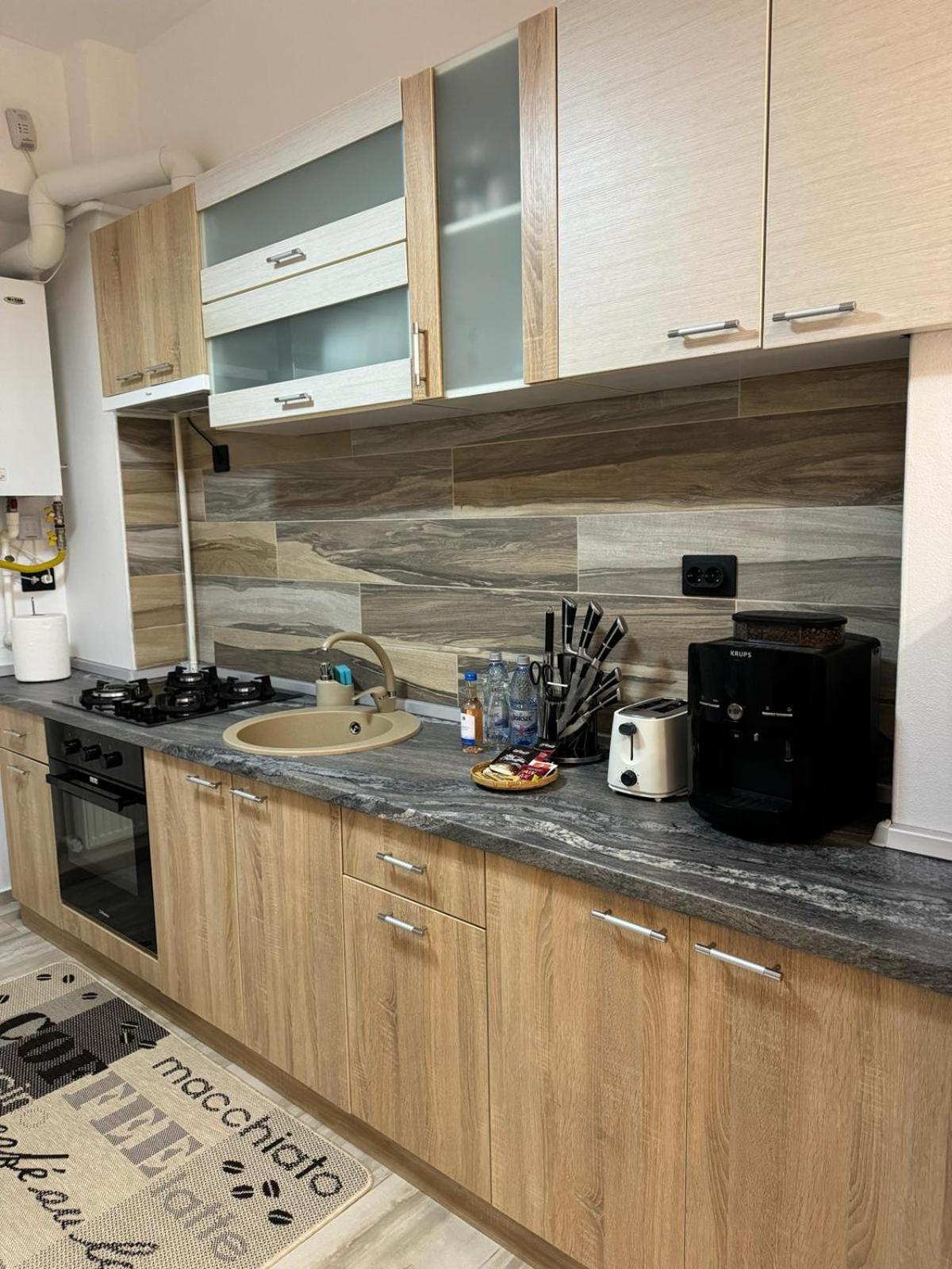 Luxury Young Residence Iasi Luaran gambar